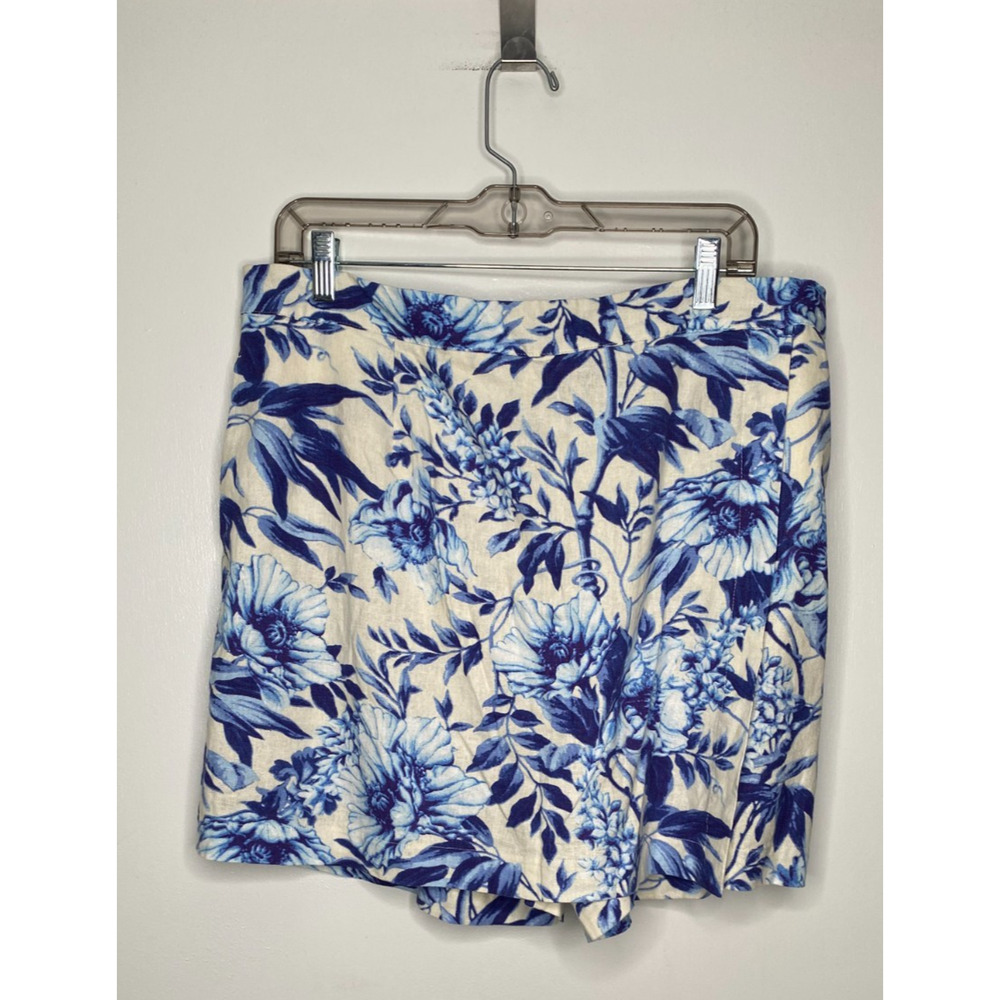 Ellen Tracy Blue & White Floral Linen Shorts/Skort – Size XL